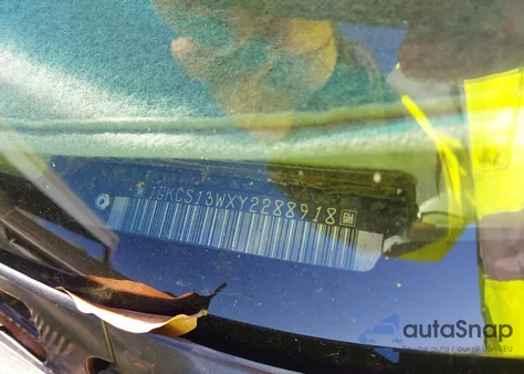 2000 GMC Jimmy Sle z USA, uszkodzony, nr VIN 1GKCS13WXY2288918